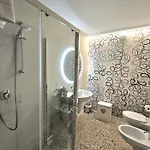 Διαμέρισμα Cozy With Canal View Βενετία